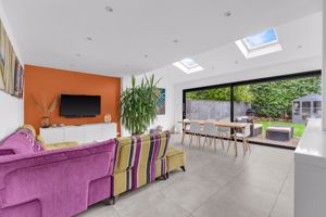 Photo 18- click for photo gallery